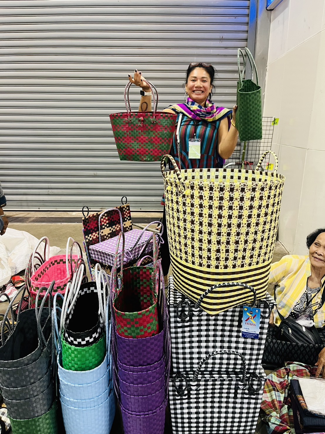 OTOP มหาสารคาม จัดเต็มตลอดงาน “หลากหลายผลิตภัณฑ์ สีสันภูมิปัญญาไทย” ในงาน OTOP Midyear 2024 ณ อาคารชาเลนเจอร์ 1-3 อิมแพ็ค เมืองทองธานี