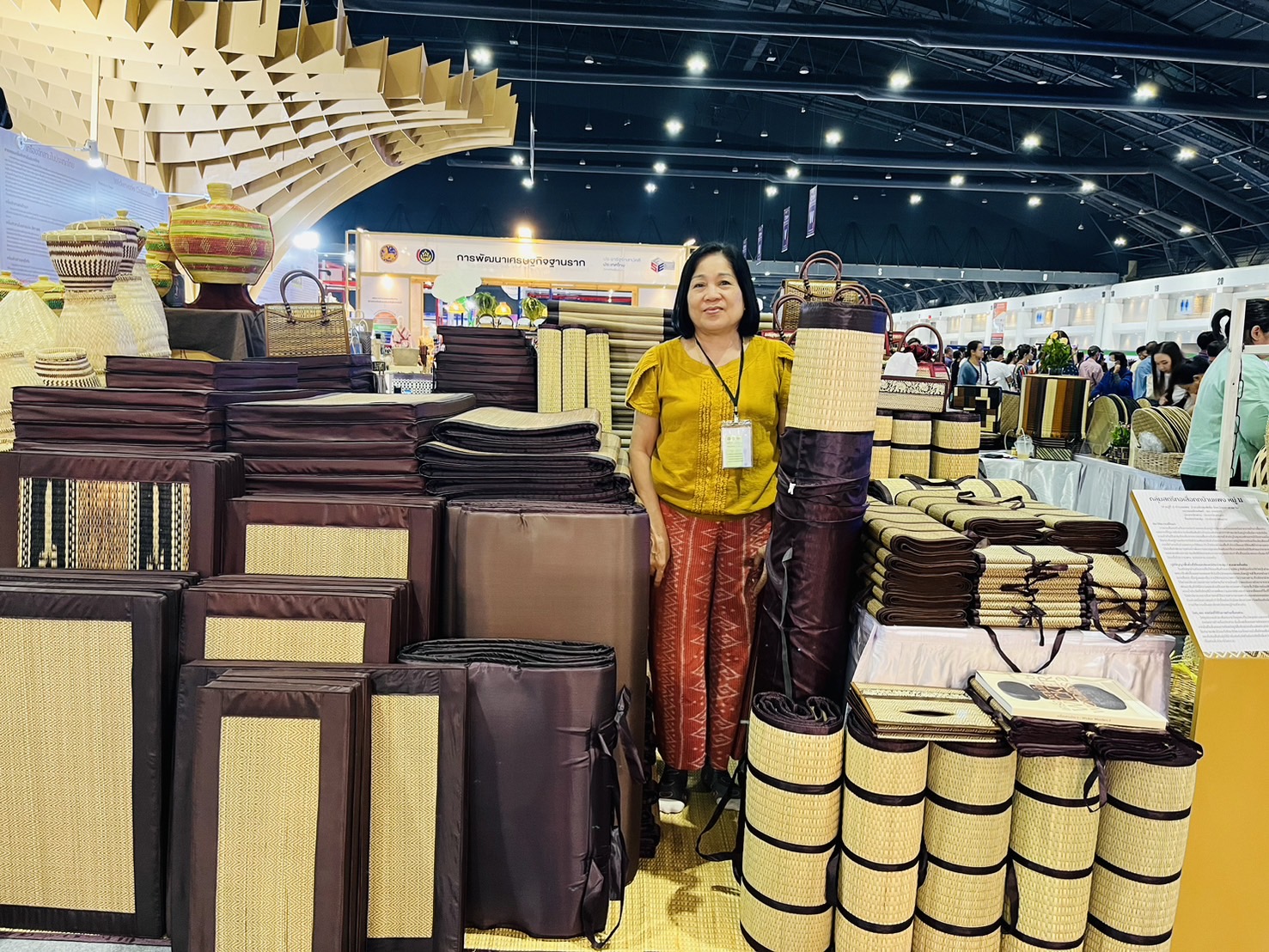 OTOP มหาสารคาม จัดเต็มตลอดงาน “หลากหลายผลิตภัณฑ์ สีสันภูมิปัญญาไทย” ในงาน OTOP Midyear 2024 ณ อาคารชาเลนเจอร์ 1-3 อิมแพ็ค เมืองทองธานี