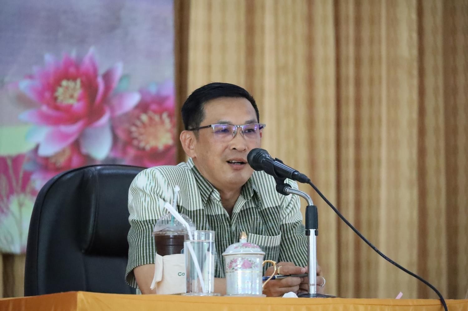 พช.มหาสารคาม ร่วมตรวจเยี่ยม และแจ้งข้อราชการ หัวหน้าส่วนราชการ ผู้บริหารองค์กรปกครองส่วนท้องถิ่น กำนัน ผู้ใหญ่บ้าน พร้อมรับฟังปัญหาความเดือดร้อนในพื้นที่ อำเภอแกดำ