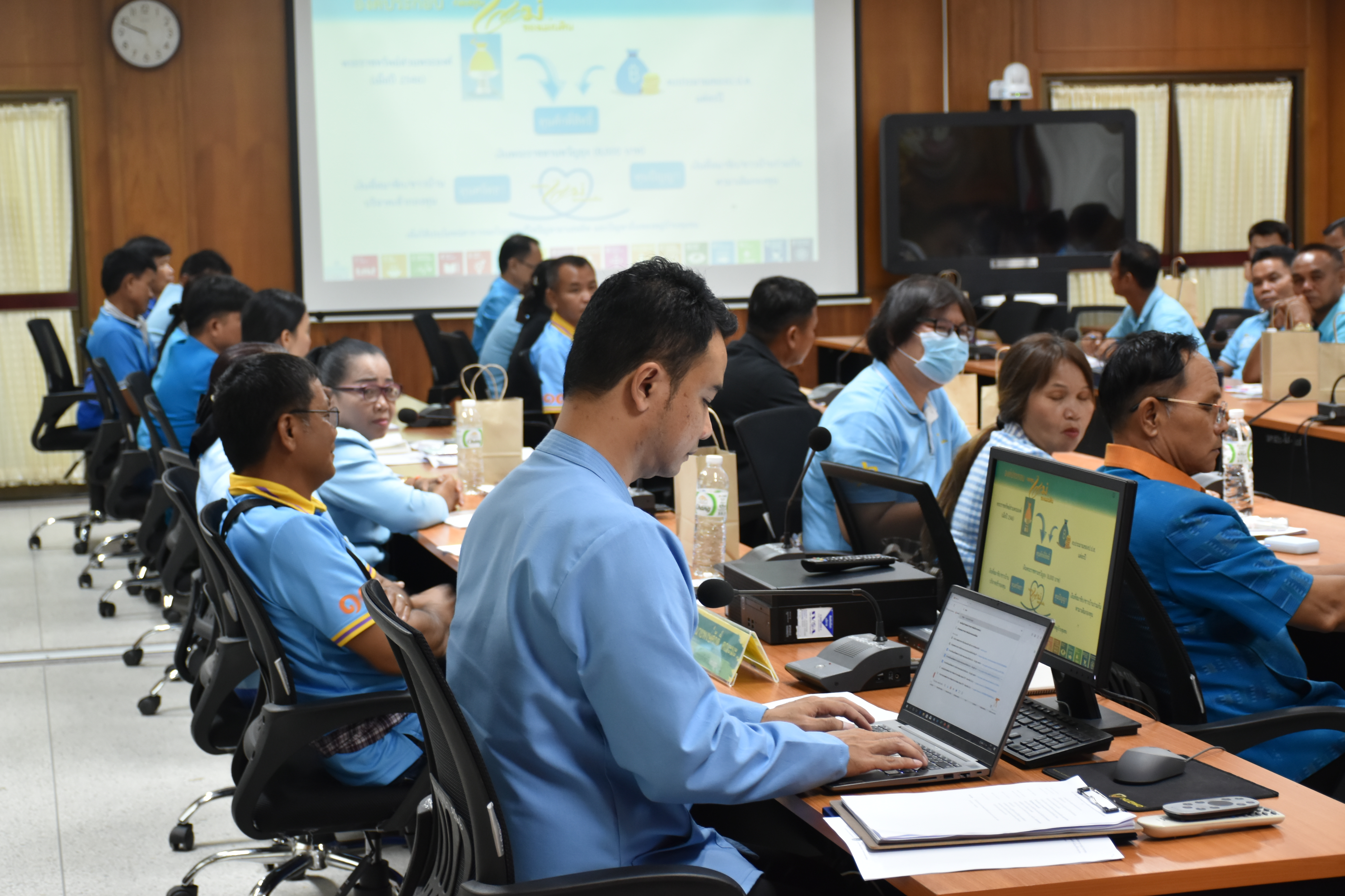 พช.มหาสารคาม ดำเนินโครงการพัฒนาศักยภาพคณะกรรมการเครือข่ายกองทุนแม่ของแผ่นดินระดับจังหวัด