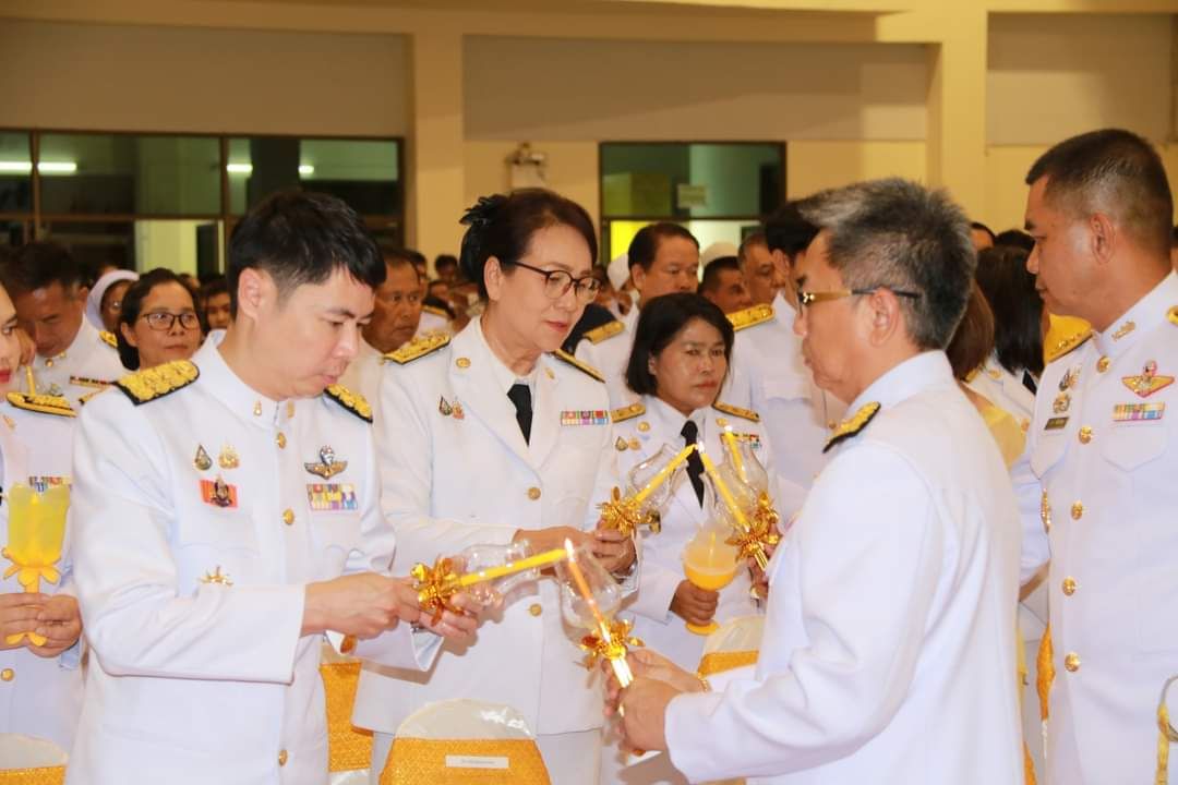พช.มหาสารคาม ร่วมงานสโมสรสันนิบาตเฉลิมพระเกียรติพระบาทสมเด็จพระเจ้าอยู่หัว เนื่องในโอกาสพระราชพิธีมหามงคลเฉลิมพระชนมพรรษา 6 รอบ 28 กรกฎาคม 2567