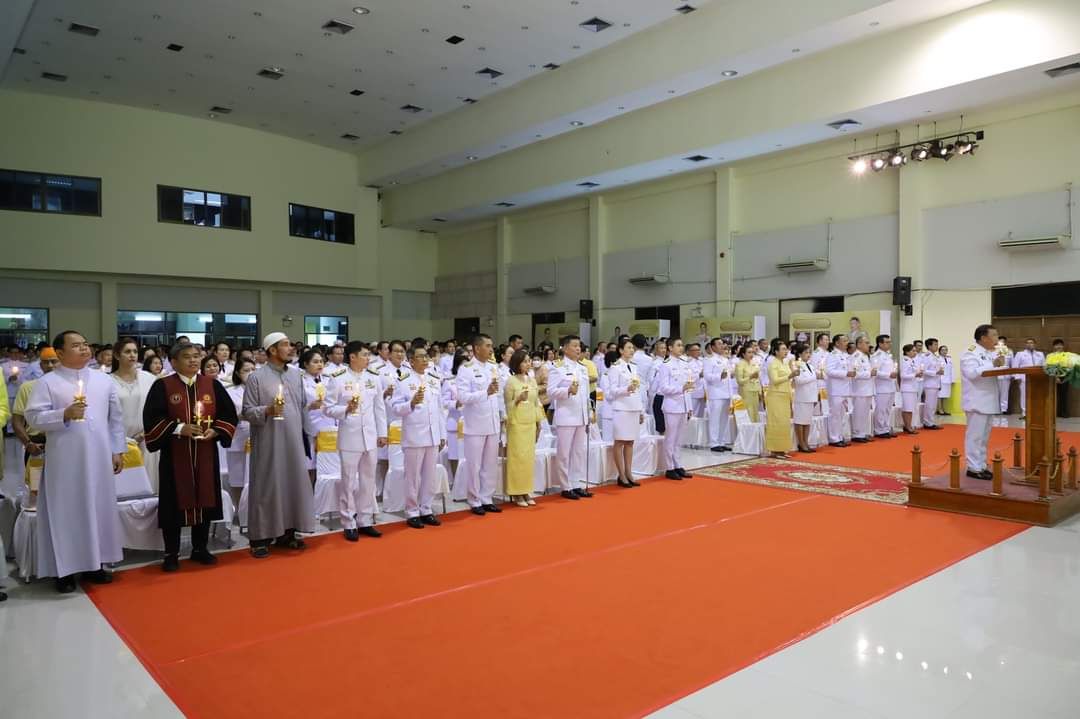 พช.มหาสารคาม ร่วมงานสโมสรสันนิบาตเฉลิมพระเกียรติพระบาทสมเด็จพระเจ้าอยู่หัว เนื่องในโอกาสพระราชพิธีมหามงคลเฉลิมพระชนมพรรษา 6 รอบ 28 กรกฎาคม 2567