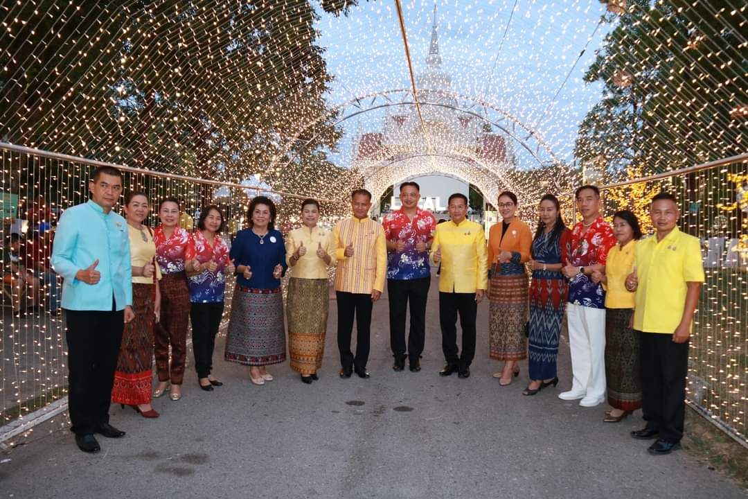 พช.มหาสารคาม ร่วมเปิดงานมหกรรมอาหาร“ร้อยแก่นสารสินธุ์”