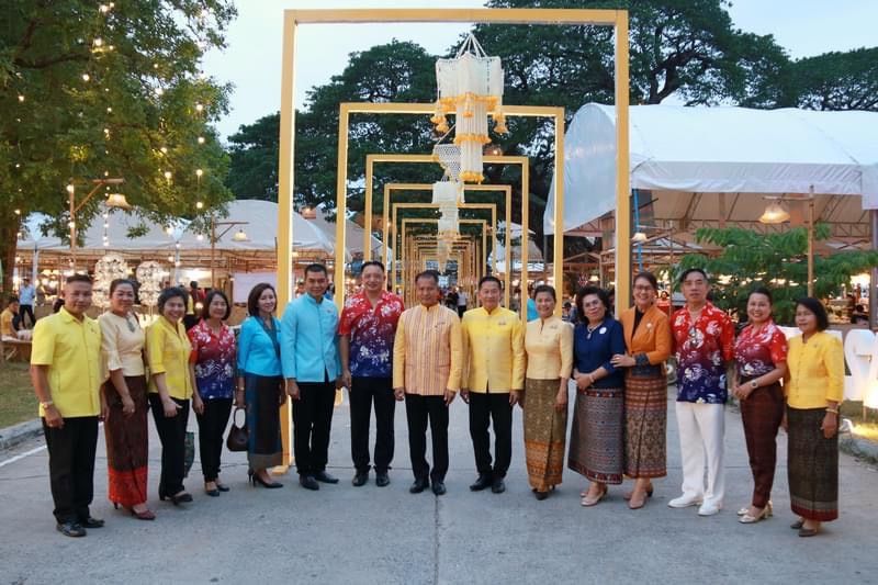 พช.มหาสารคาม ร่วมเปิดงานมหกรรมอาหาร“ร้อยแก่นสารสินธุ์”