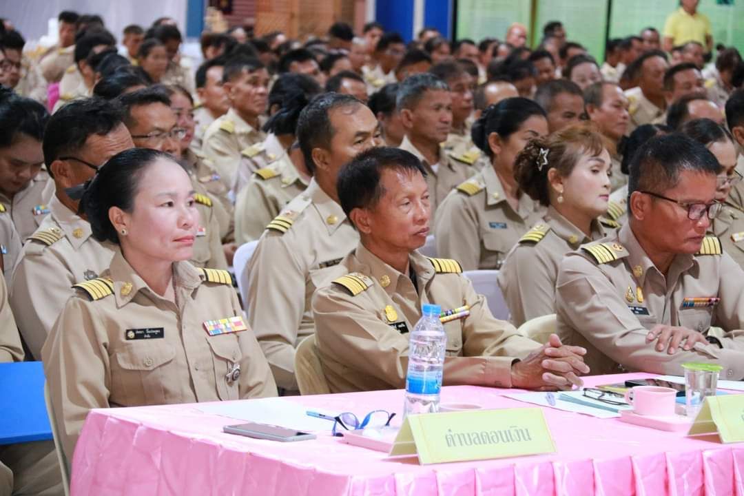 พช.มหาสารคาม ร่วมกิจกรรม ผู้ว่าฯ พบปะและมอบนโยบาย อำเภอเชียงยืน
