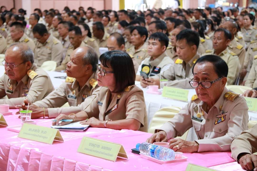 พช.มหาสารคาม ร่วมกิจกรรม ผู้ว่าฯ พบปะและมอบนโยบาย อำเภอเชียงยืน