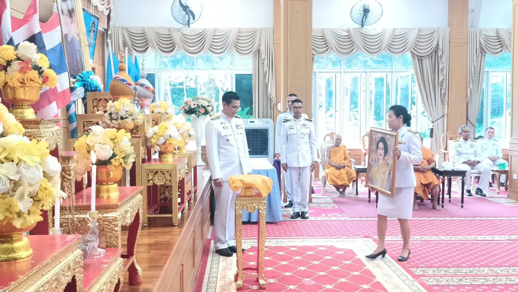 ⭐พช.มหาสารคาม✨      👉จัดพิธีมอบเงินพระราชทานขวัญถุงกองทุนแม่ของแผ่นดิน ประจำปี 2567 และบรมพระฉายาลักษณ์ สมเด็จพระนางเจ้าสิริกิติ์ พระบรมราชินีนาถ พระบรมราชชนนีพันปีหลวง