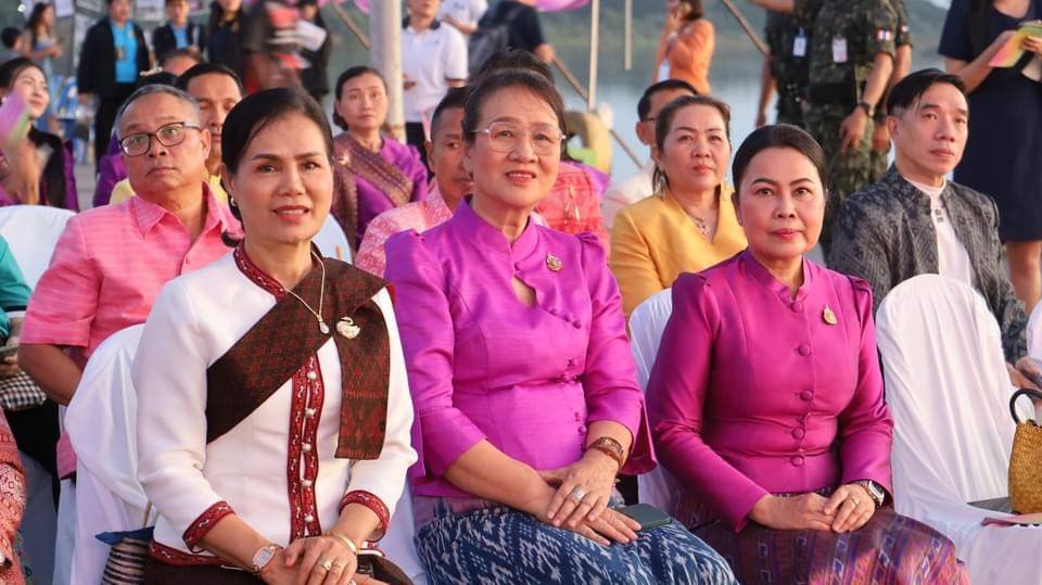 💠พช.มหาสารคาม ร่วมเปิดงานสืบสานประเพณีลอยกระทง ประจำปี 2567💠
