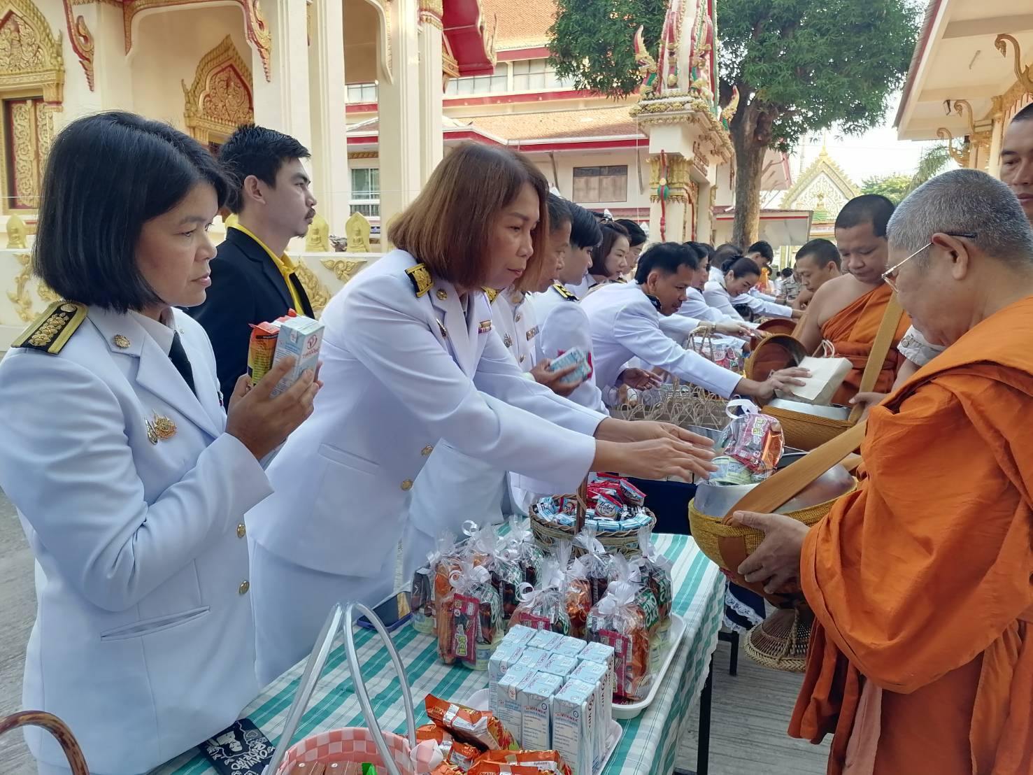 💠จังหวัดมหาสารคาม จัดพิธีทำบุญตักบาตรถวายพระกุศล และพิธีถวายพระพร เนื่องในโอกาสวันคล้ายวันประสูติ สมเด็จพระเจ้าลูกเธอ เจ้าฟ้าพัชรกิติยาภา นเรนทิราเทพยวดี กรมหลวงราชสาริณีสิริพัชร มหาวัชรราชธิดา💠