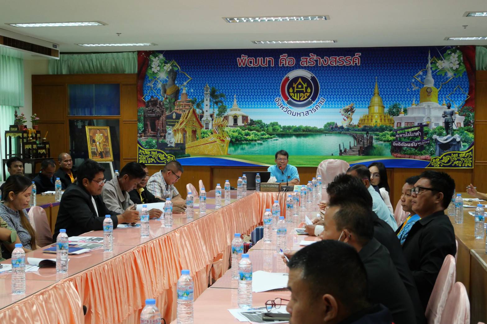 พช. มหาสารคาม จัดประชุมเชิงปฏิบัติการเสริทสรา้งทักษะคณะกรรมการบริหารศูนย์ประสานงานองค์การชุมชนระดับอำเภอ (ศอช.อ.)
