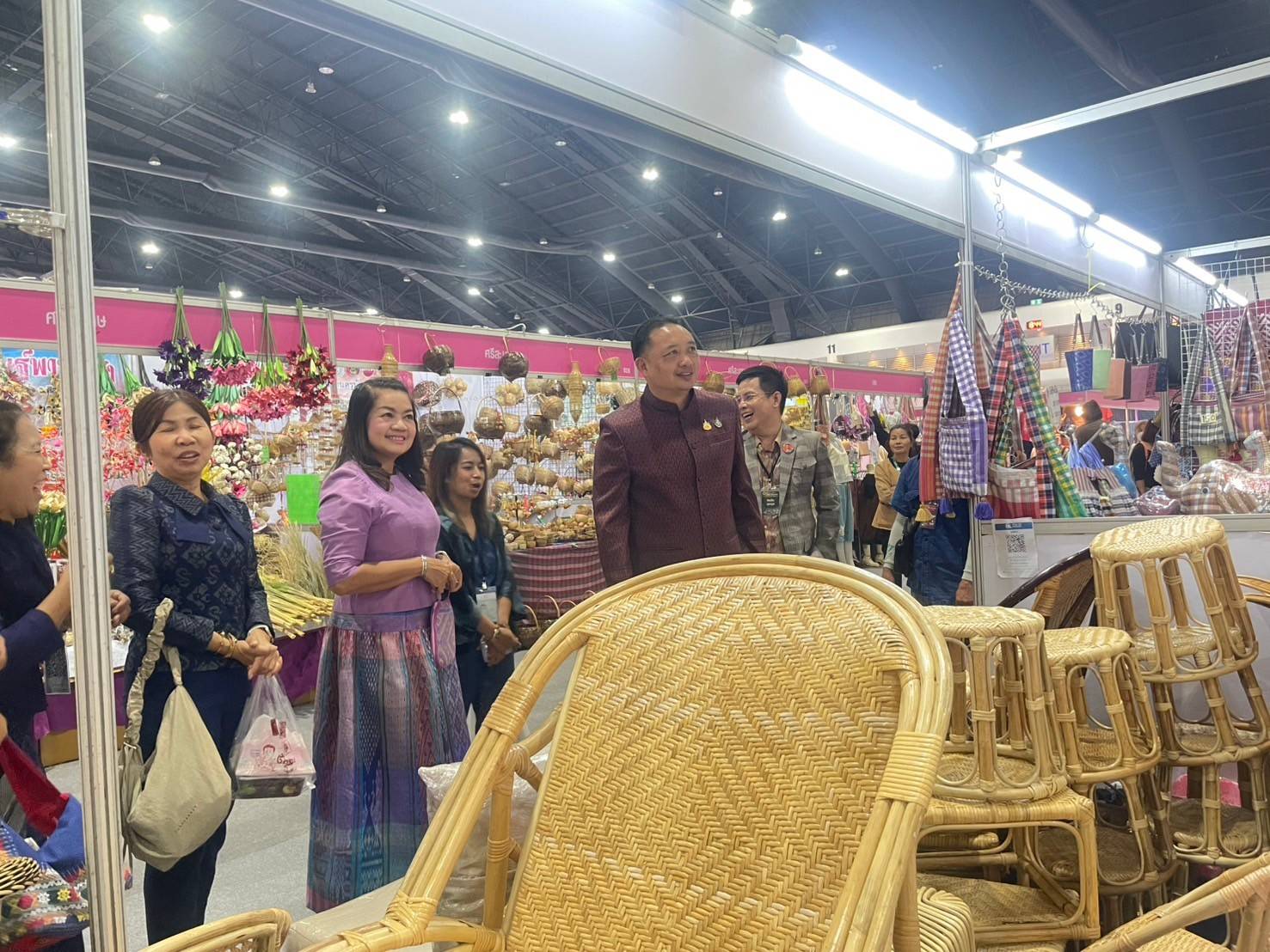 💠จังหวัดมหาสารคาม ร่วมพิธีเปิด “OTOP City 2024 Happy Market” กระทรวงมหาดไทยมอบความสุขให้คนไทยส่งท้ายปลายปี 💠