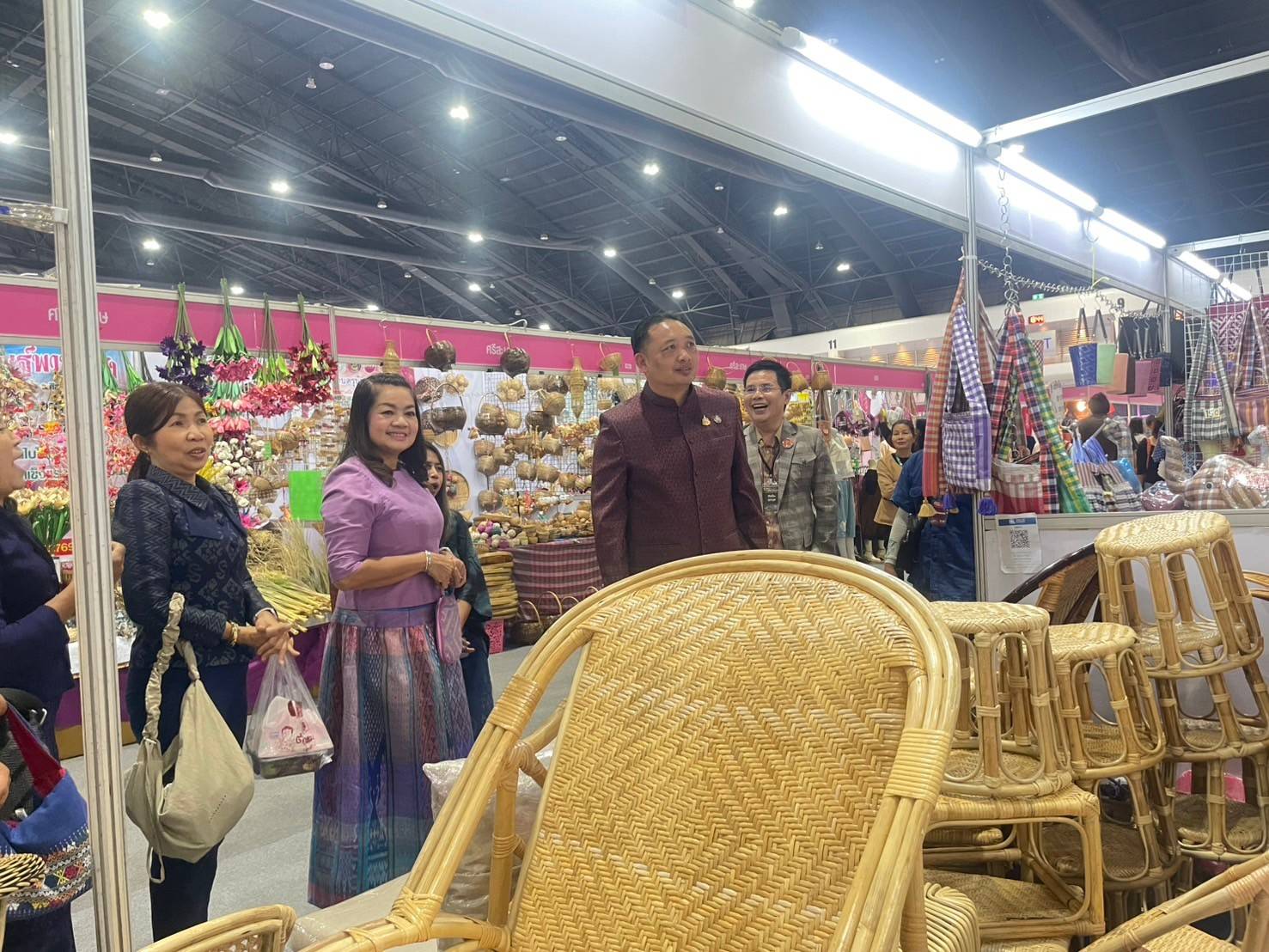 💠จังหวัดมหาสารคาม ร่วมพิธีเปิด “OTOP City 2024 Happy Market” กระทรวงมหาดไทยมอบความสุขให้คนไทยส่งท้ายปลายปี 💠