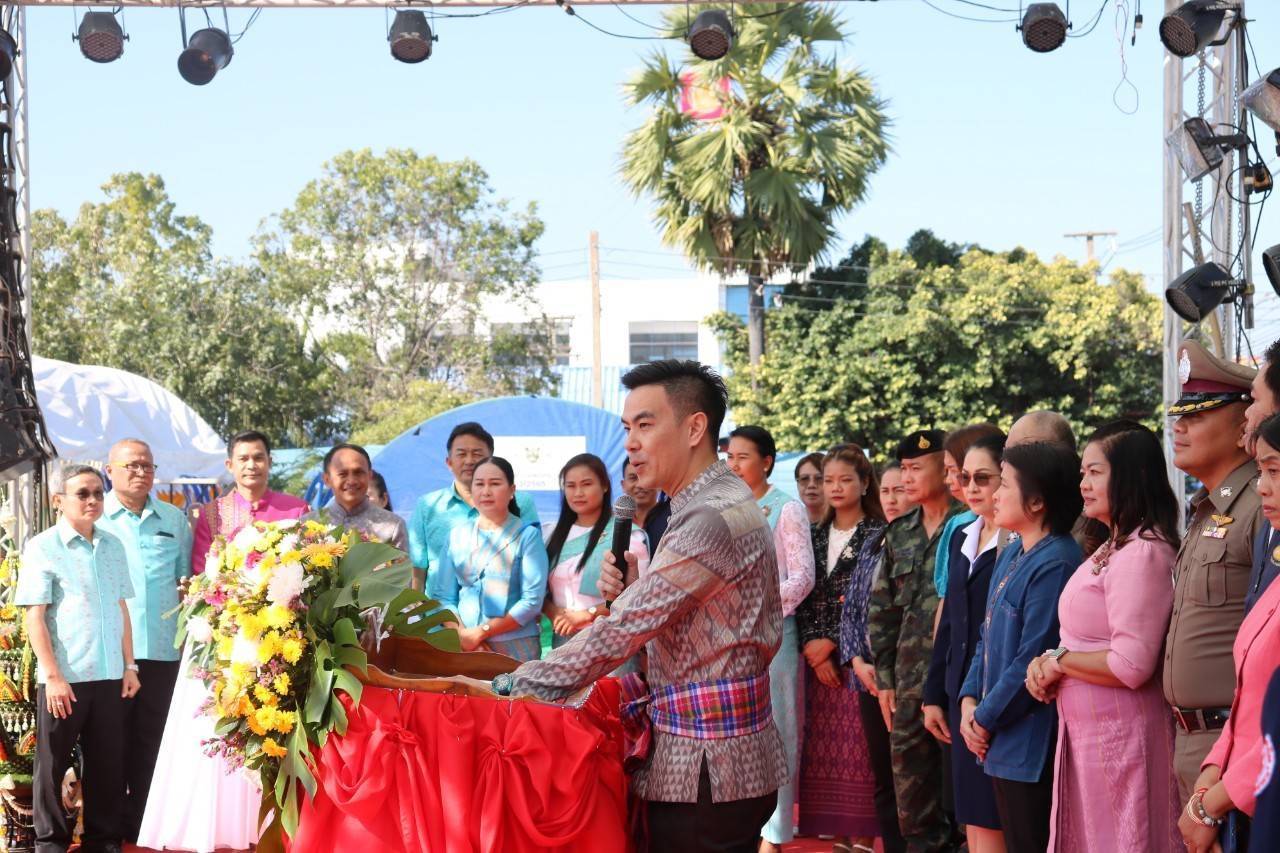 💠พช.มหาสารคามร่วมเปิดงาน มหกรรมสินค้าชุมชนหนึ่งตำบล หนึ่งผลิตภัณฑ์ (OTOP) และงานกาชาดอำเภอ พยัคฆภูมิพิสัย ประจำปี 2567💠