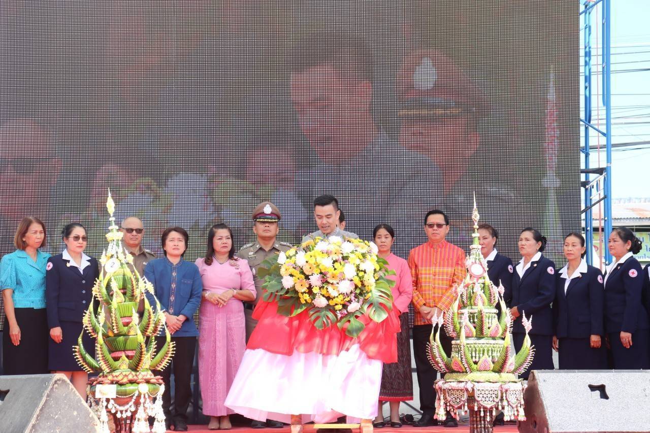💠พช.มหาสารคามร่วมเปิดงาน มหกรรมสินค้าชุมชนหนึ่งตำบล หนึ่งผลิตภัณฑ์ (OTOP) และงานกาชาดอำเภอ พยัคฆภูมิพิสัย ประจำปี 2567💠