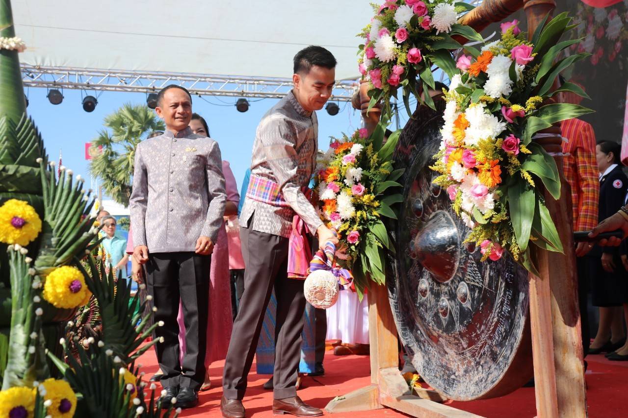 💠พช.มหาสารคามร่วมเปิดงาน มหกรรมสินค้าชุมชนหนึ่งตำบล หนึ่งผลิตภัณฑ์ (OTOP) และงานกาชาดอำเภอ พยัคฆภูมิพิสัย ประจำปี 2567💠