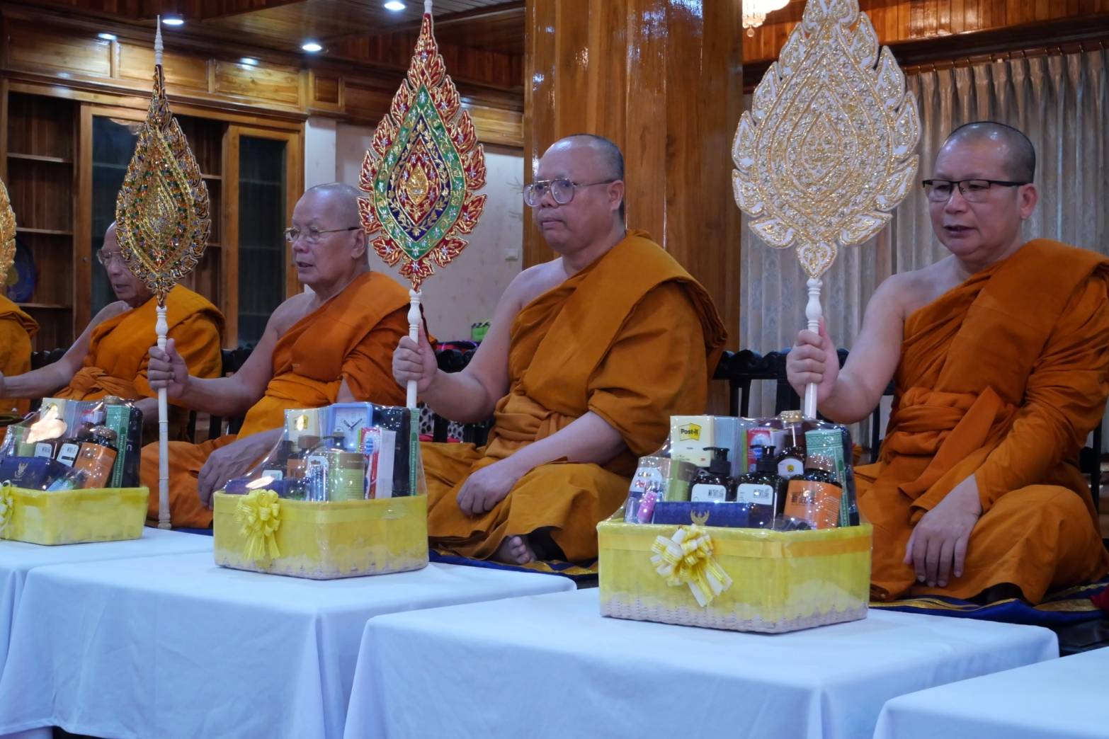 💠พช.มหาสารคามพิธียกฉัตรขึ้นกั้นถวายพระประธานประจำพระวิหาร วัดมหาชัย พระอารามหลวง จ.มหาสารคาม💠