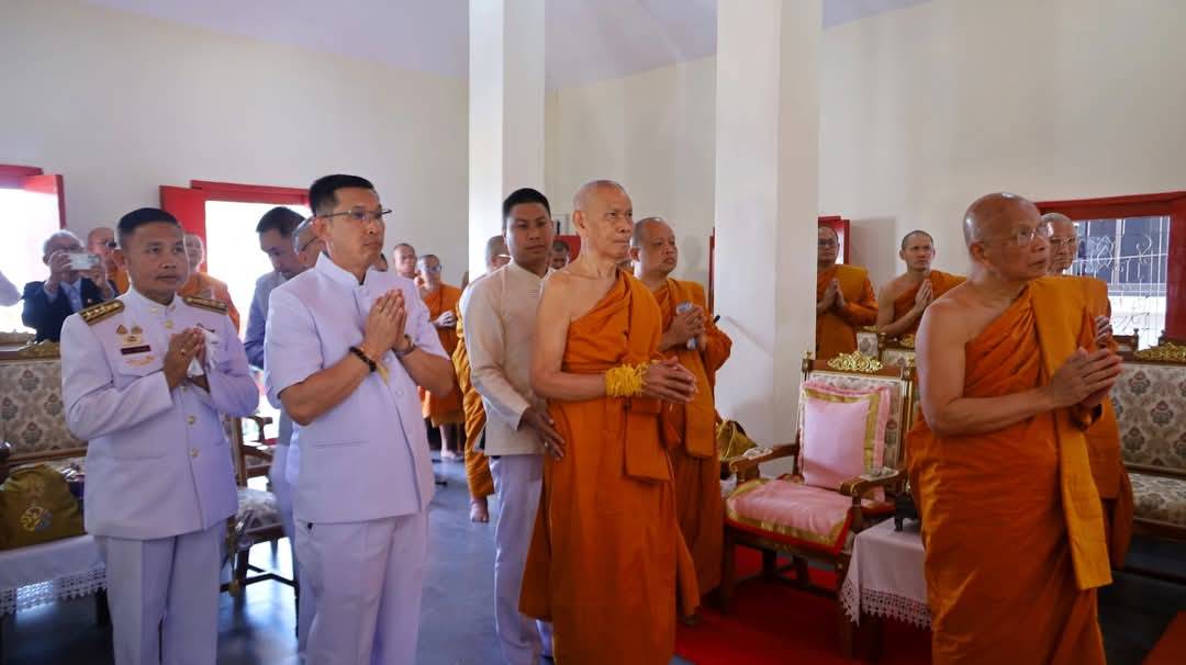 💠พช.มหาสารคามพิธียกฉัตรขึ้นกั้นถวายพระประธานประจำพระวิหาร วัดมหาชัย พระอารามหลวง จ.มหาสารคาม💠