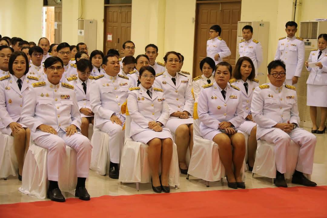 พช.มหาสารคาม ร่วมพิธีทางศาสนามหามงคล เฉลิมพระเกียรติพระบาทสมเด็จพระเจ้าอยู่หัว เนื่องในโอกาสพระราชพิธีสมมงคลพระชนมายุเท่าพระบาทสมเด็จพระพุทธยอดฟ้าจุฬาโลกมหาราช สมเด็จพระปฐมบรมกษัตริยาธิราชแห่งพระราชวงศ์จักรี พุทธศักราช 2568