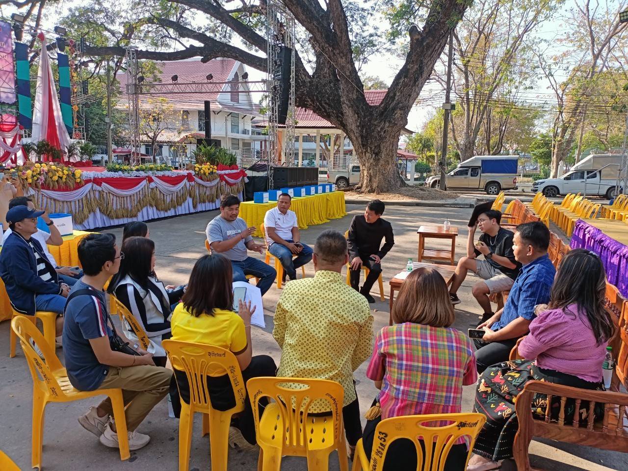 พช.มหาสารคาม ผนึกกำลังเตรียมความพร้อมสถานที่งาน “ราตรีเส้นสายลายผ้า” ในงาน “ประเพณีบุญเบิกฟ้าและงานกาชาดประจำปี 2568💃
