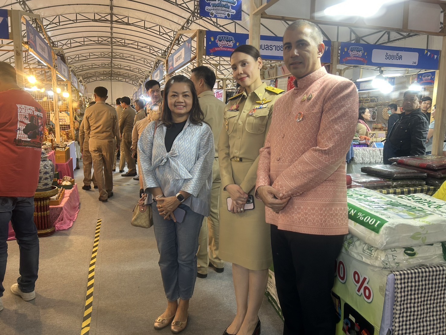 พช.มหาสารคาม : “มท.1” นำผู้บริหารกระทรวงมหาดไทย เยี่ยมชมงาน OTOP ภูมิภาค อุดรธานี พร้อมเชิญชวนประชาชน ชม ช้อป ชิม เช็คอิน 6-12 ก.พ. 68 ณ ทุ่งศรีเมือง รวมพลังจับจ่ายกระตุ้นเศรษฐกิจท้องถิ่น