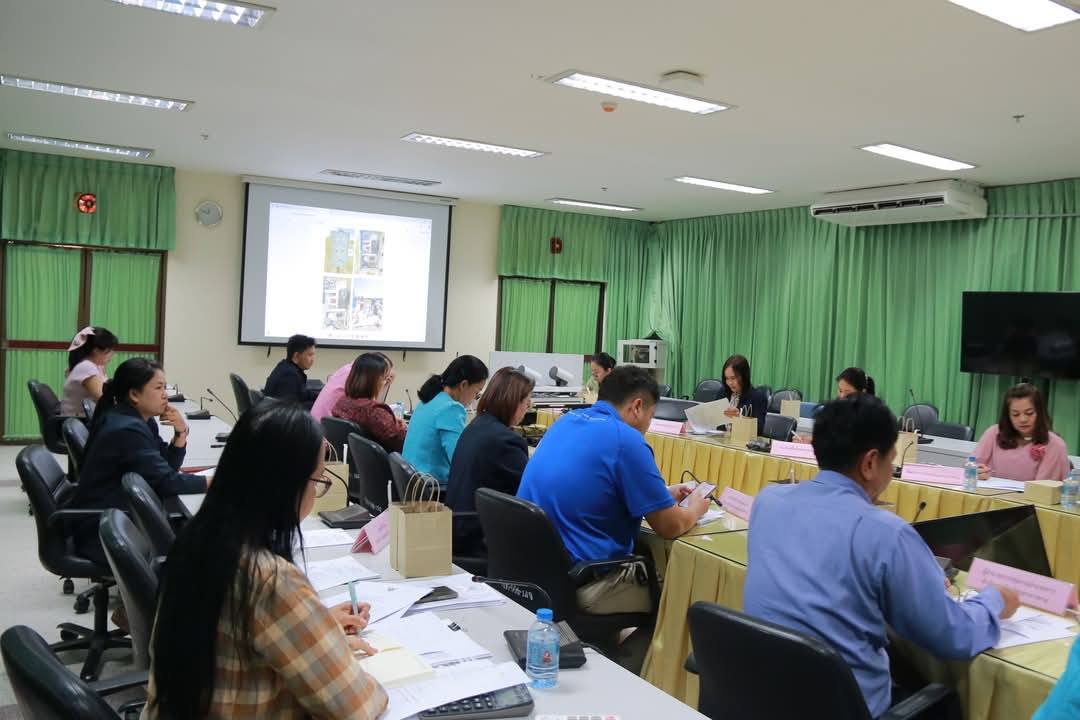 พช.มหาสารคาม : ประชุมคณะกรรมการสวัสดิการจังหวัดพิจารณาการปรับปรุงร้านค้าสวัสดิการ เพื่ออำนวยความสะดวกข้าราชการและประชาชนผู้มาติดต่อราชการ