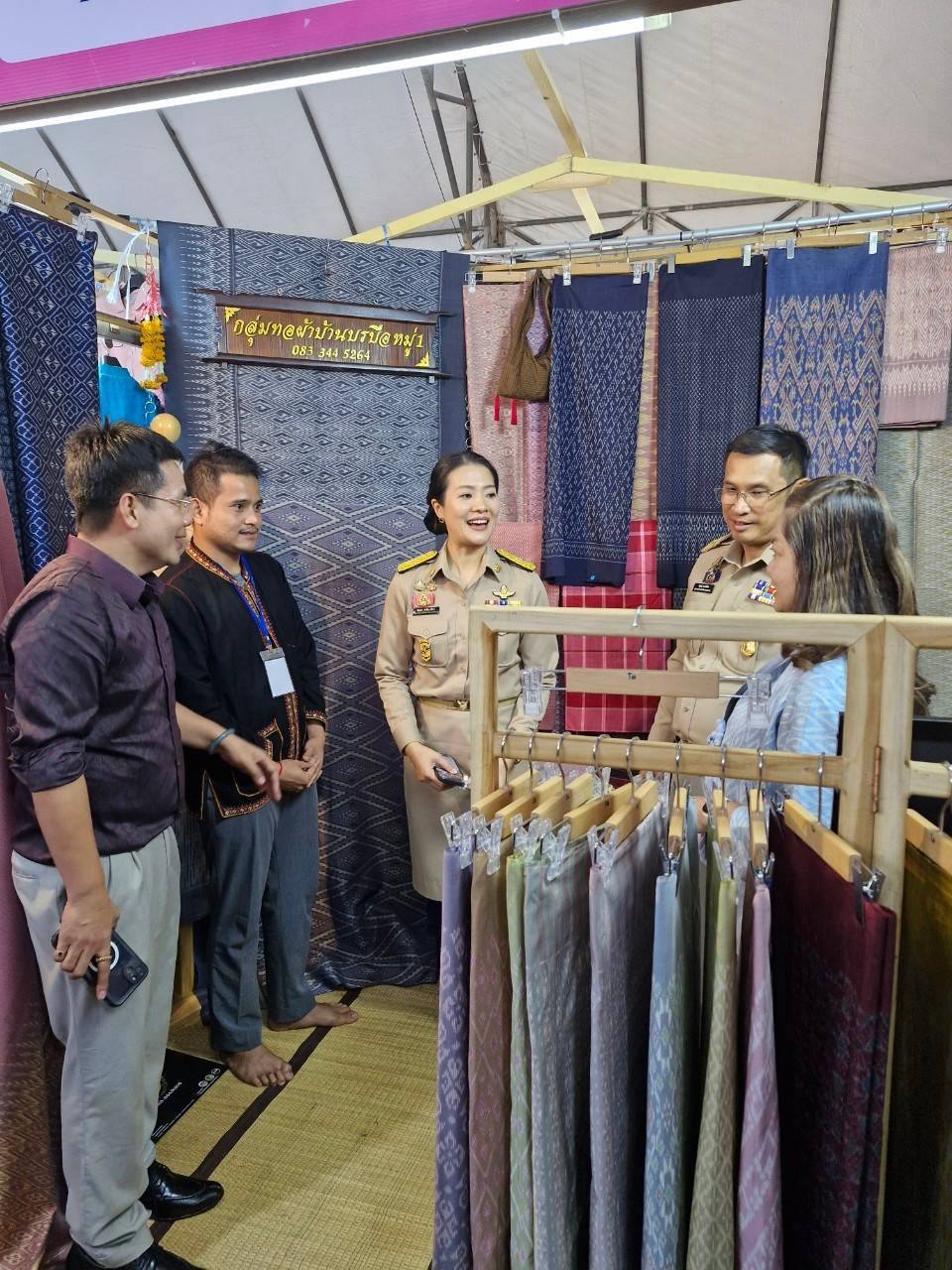 พช.มหาสารคาม : “มท.1” นำผู้บริหารกระทรวงมหาดไทย เยี่ยมชมงาน OTOP ภูมิภาค อุดรธานี พร้อมเชิญชวนประชาชน ชม ช้อป ชิม เช็คอิน 6-12 ก.พ. 68 ณ ทุ่งศรีเมือง รวมพลังจับจ่ายกระตุ้นเศรษฐกิจท้องถิ่น