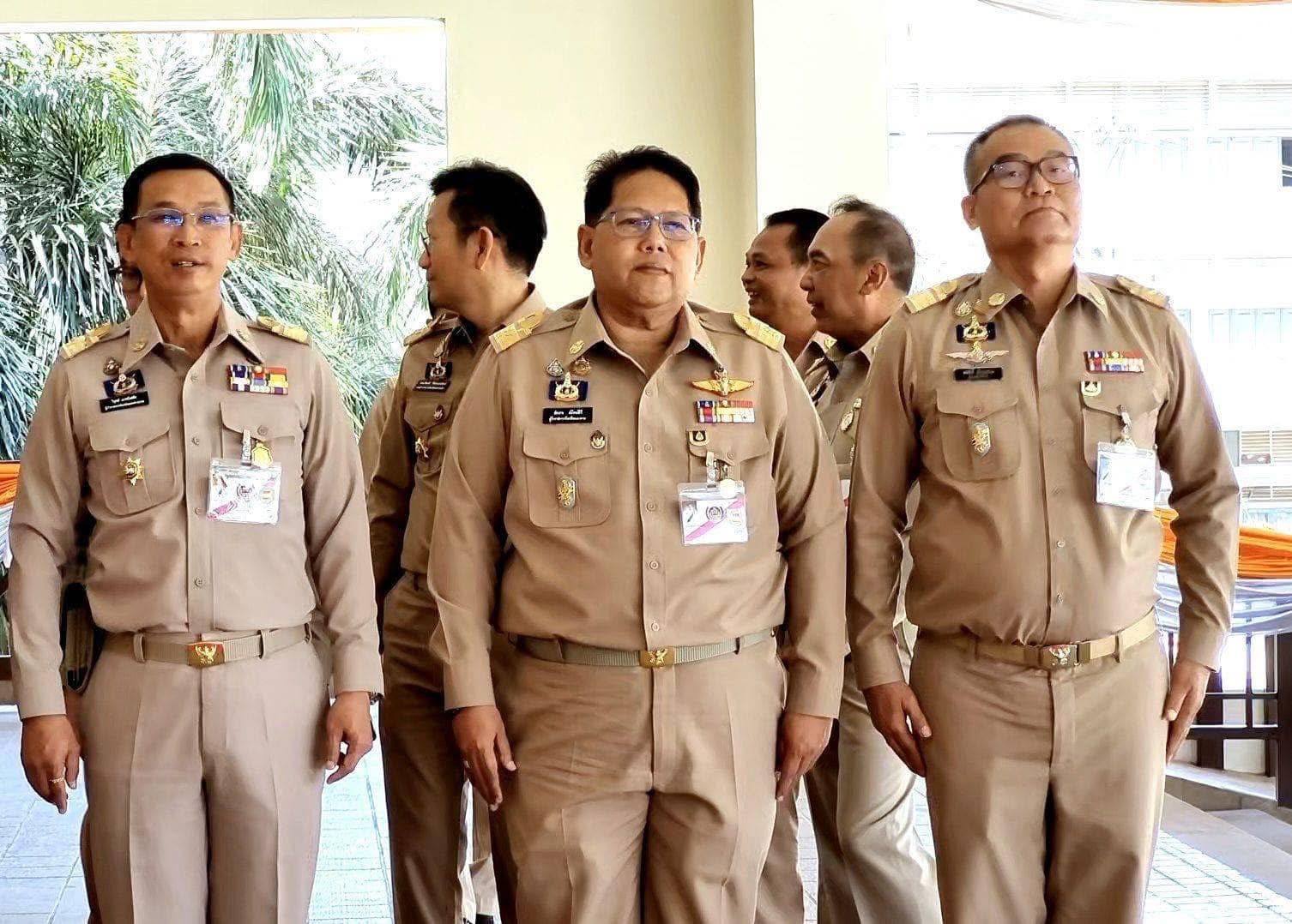 พช.มหาสารคาม : ผู้ว่าราชการจังหวัดมหาสารคาม นำกลุ่ม/องค์กร ร่วมเฝ้ารับเสด็จสมเด็จพระเจ้าลูกเธอ เจ้าฟ้าสิริวัณณวรี นารีรัตนราชกัญญา ในโอกาสเสด็จเป็นองค์ประธานโครงการ จัดแสดงนิทรรศการและผลงานภูมิปัญญาผ้าไทยและงานหัตกรรมชุมชน ภาคตะวันออกเฉียงเหนือ