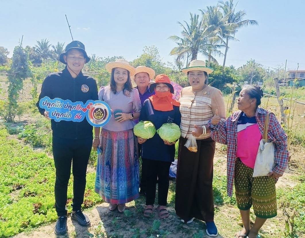 พช.มหาสารคาม : รับการตรวจราชการ ผู้ตรวจราชการกรมการพัฒนาชุมชน (นางอรุณรัตน์ ชิงชนะ) ลงพื้นที่จังหวัดมหาสารคาม ติดตามผลการปฏิบัติราชการตามนโยบายของรัฐบาล ภารกิจกระทรวงมหาดไทย และกรมการพัฒนาชุมชน ประจำเดือนกุมภาพันธ์ 2568