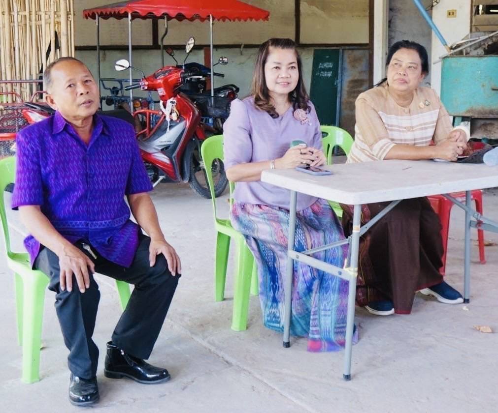 พช.มหาสารคาม : รับการตรวจราชการ ผู้ตรวจราชการกรมการพัฒนาชุมชน (นางอรุณรัตน์ ชิงชนะ) ลงพื้นที่จังหวัดมหาสารคาม ติดตามผลการปฏิบัติราชการตามนโยบายของรัฐบาล ภารกิจกระทรวงมหาดไทย และกรมการพัฒนาชุมชน ประจำเดือนกุมภาพันธ์ 2568