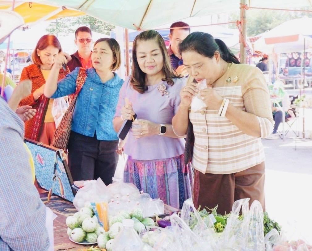 พช.มหาสารคาม : รับการตรวจราชการ ผู้ตรวจราชการกรมการพัฒนาชุมชน (นางอรุณรัตน์ ชิงชนะ) ลงพื้นที่จังหวัดมหาสารคาม ติดตามผลการปฏิบัติราชการตามนโยบายของรัฐบาล ภารกิจกระทรวงมหาดไทย และกรมการพัฒนาชุมชน ประจำเดือนกุมภาพันธ์ 2568
