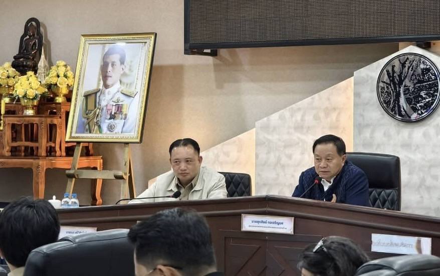 พช. มหาสารคาม : ผู้ตรวจราชการกระทรวงมหาดไทย ลงพื้นที่ ตรวจราชการจังหวัดมหาสารคามและติดตามการดำเนินงานกองทุนพัฒนาบทบาทสตรี และ OTOP อำเภอเชียงยืน