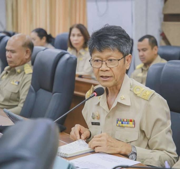 พช. มหาสารคาม : ผู้ตรวจราชการกระทรวงมหาดไทย ลงพื้นที่ ตรวจราชการจังหวัดมหาสารคามและติดตามการดำเนินงานกองทุนพัฒนาบทบาทสตรี และ OTOP อำเภอเชียงยืน