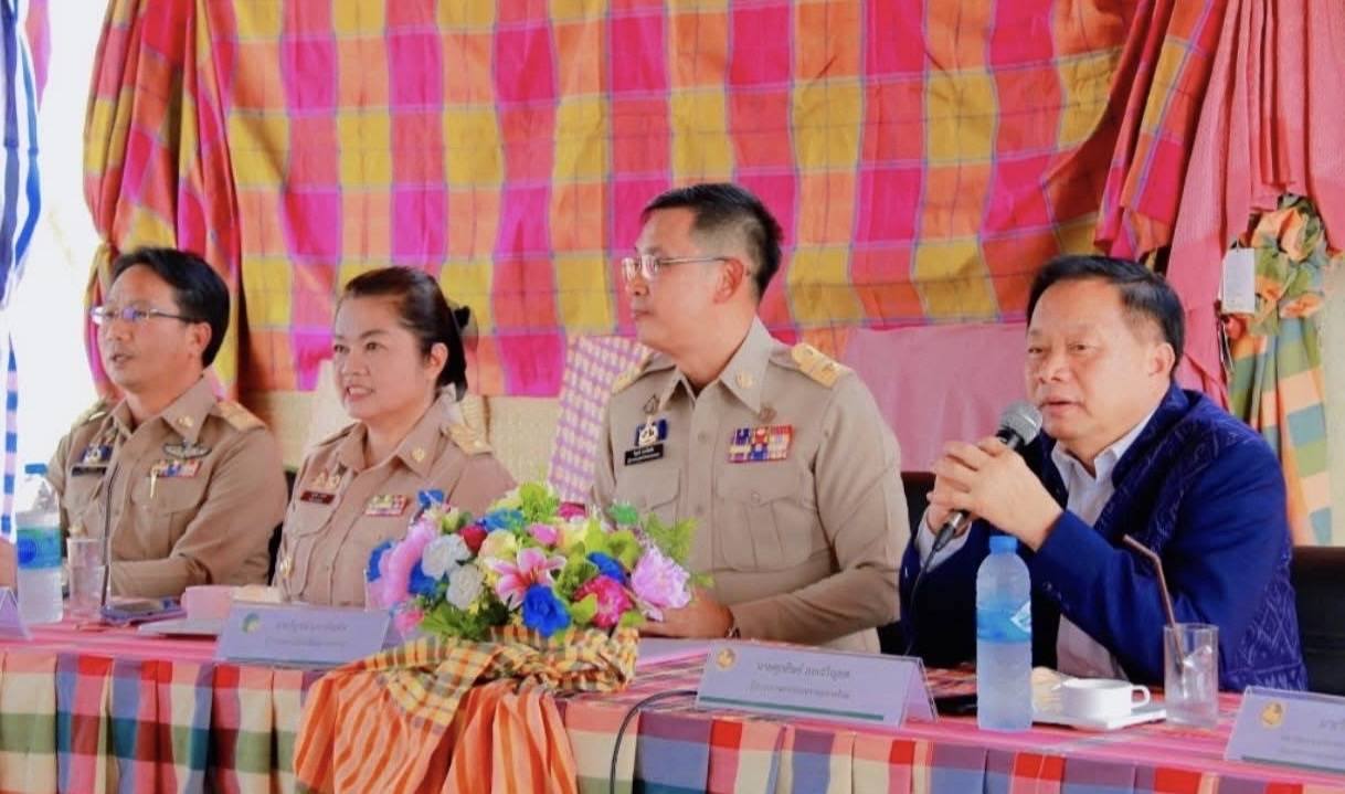 พช. มหาสารคาม : ผู้ตรวจราชการกระทรวงมหาดไทย ลงพื้นที่ ตรวจราชการจังหวัดมหาสารคามและติดตามการดำเนินงานกองทุนพัฒนาบทบาทสตรี และ OTOP อำเภอเชียงยืน