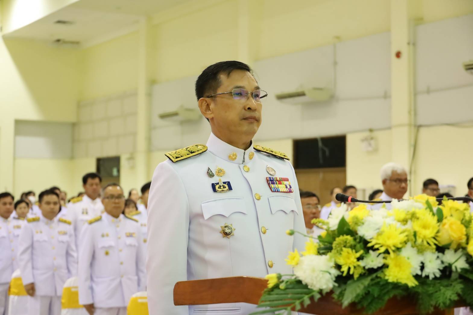 พช.มหาสารคาม : ร่วมพิธีวางพานพุ่มดอกไม้ถวายราชสักการะ เนื่องในวันที่ระลึก “พระบาทสมเด็จพระพุทธเลิศหล้านภาลัย” ประจำปี พ.ศ. 2568