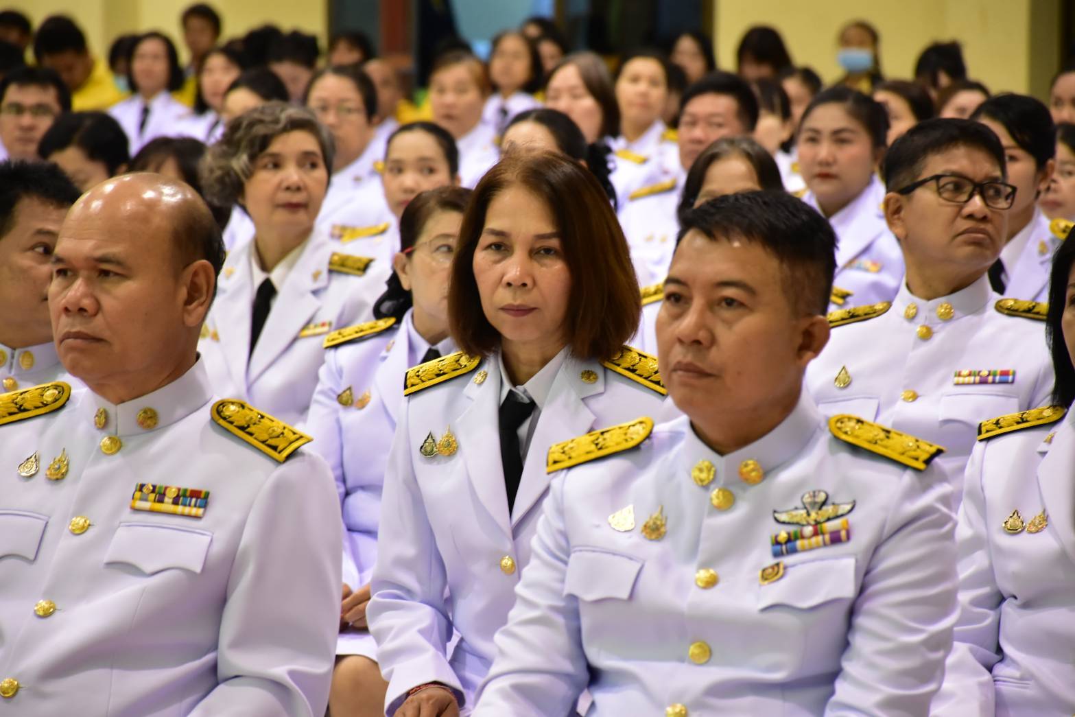 พช.มหาสารคาม : ร่วมพิธีวางพานพุ่มดอกไม้ถวายราชสักการะ เนื่องในวันที่ระลึก “พระบาทสมเด็จพระพุทธเลิศหล้านภาลัย” ประจำปี พ.ศ. 2568
