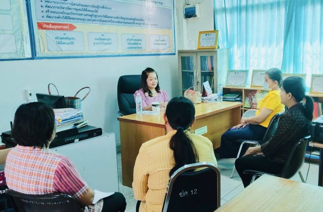 พช. มหาสารคาม : พัฒนาการจังหวัดมหาสารคาม ลงพื้นที่นิเทศ ติดตามและสนับสนุนการขับเคลื่อนการดำเนินงานตามประเด็นเน้นย้ำของอธิบดีกรมการพัฒนาชุมชน ประจำปี 2568 อำเภอโกสุมพิสัย