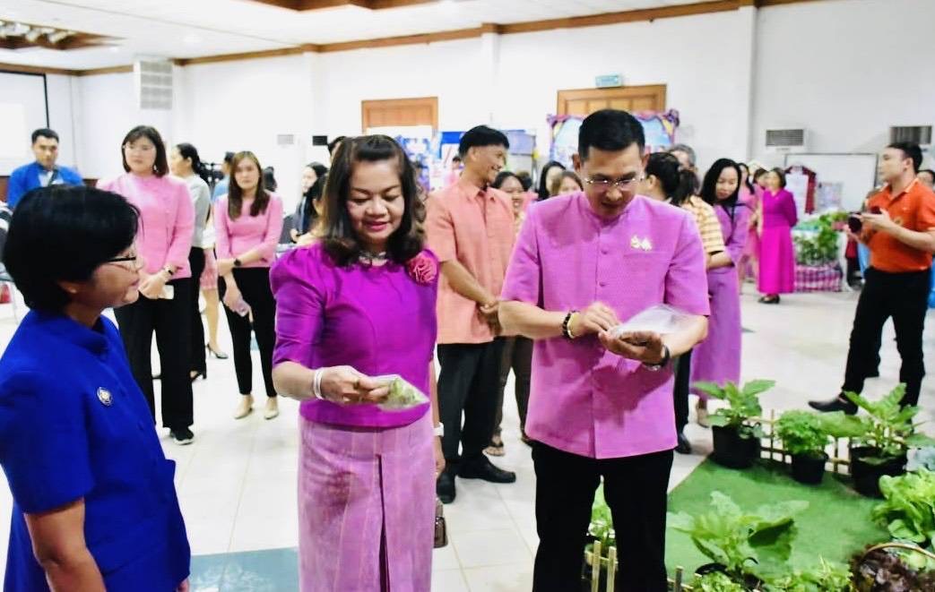 พช.มหาสารคาม : จัดมหกรรมการออม 51 ปี ทุนชุมชนขับเคลื่อนเศรษฐกิจฐานราก จังหวัดมหาสารคาม ประจำปี 2568