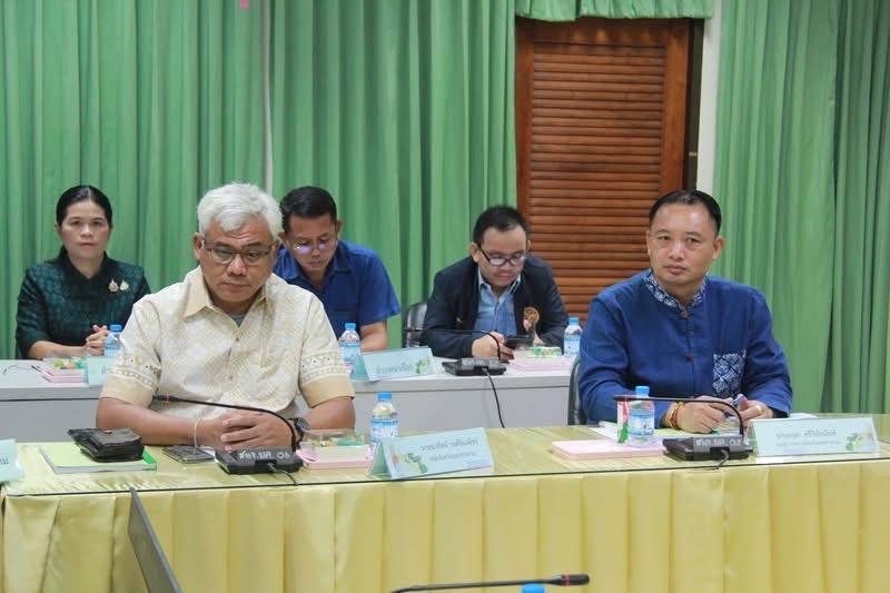 พช.มหาสารคาม : ร่วมประชุมสรุปผลการขับเคลื่อนการบริหารงานเชิงพื้นที่แบบบูรณาการ ประจำปีงบประมาณ พ.ศ. 2567 และแนวทางการเพิ่มประสิทธิภาพในการบริหารงาน