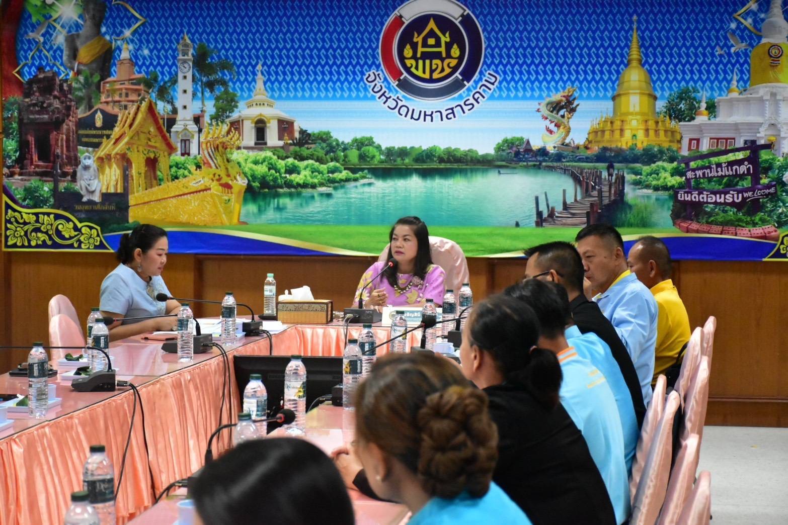 พช.มหาสารคาม : ผนึกกำลังเครือข่ายกองทุนแม่ของแผ่นดินทั้ง 13 อำเภอ ปูพรมเดินหน้าขับเคลื่อนการป้องกันและแก้ไขปัญหายาเสพติด ขานรับนโยบาย มท.1