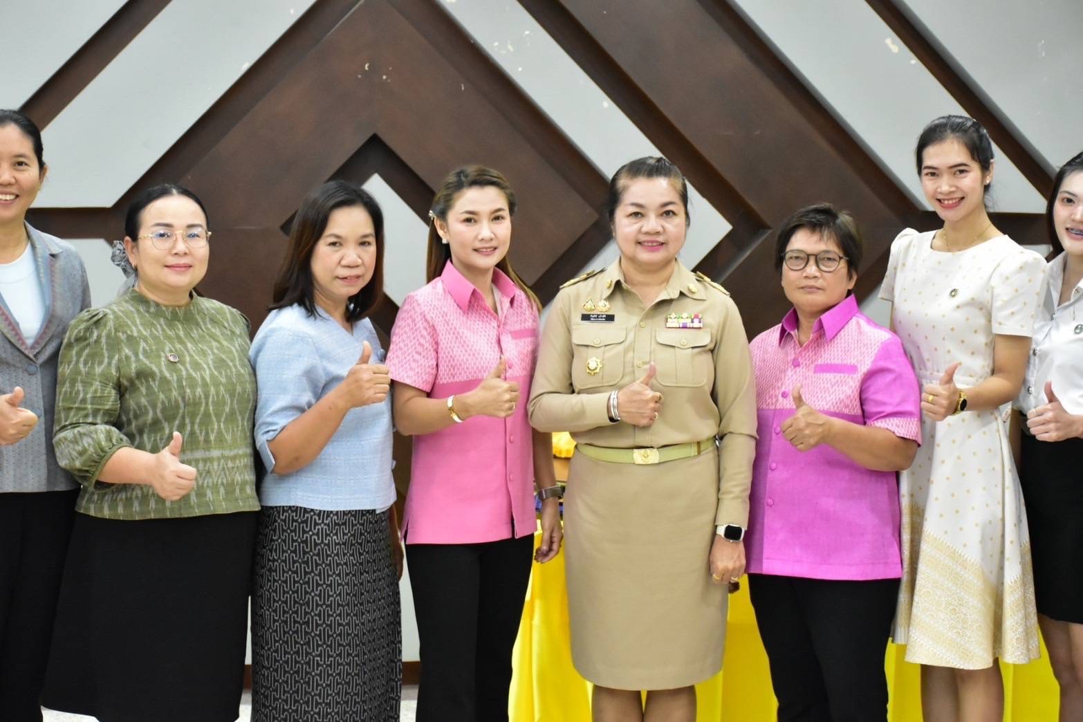 พช. มหาสารคาม : ร่วมประชุมคณะกรมการจังหวัด ติดตามการดำเนินงานตามนโยบายสำคัญของรัฐบาลและจังหวัด ประจำเดือนกุมภาพันธ์ 2568