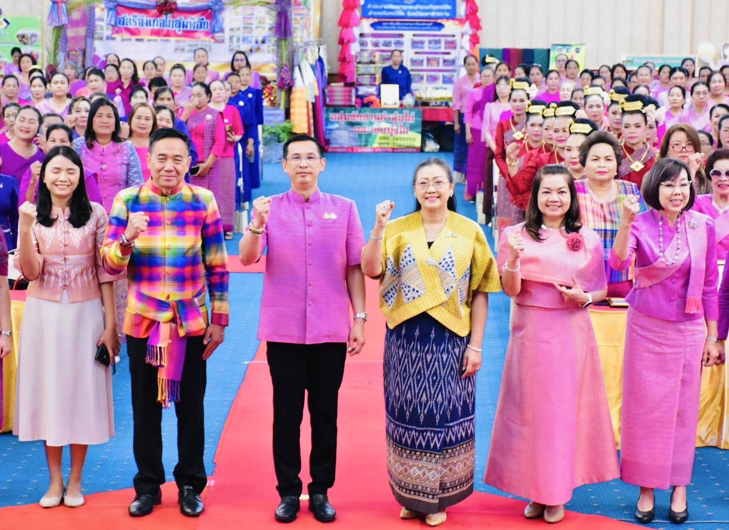 พช.มหาสารคาม : รวมพลังหญิงแกร่ง!! เนื่องในวันสตรีสากล ประจำปี 2568 ภายใต้ชื่อ โครงการ “160 ปี พลังสตรี ยกระดับ Soft Power มหาสารคาม”