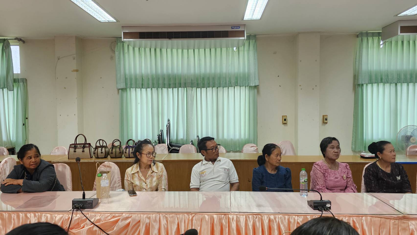 พช.มหาสารคาม : ขับเคลื่อนโครงการส่งเสริมกระบวนการเครือข่ายองค์ความรู้ (Knowledge-Based OTOP : KBO) กิจกรรมประชุมวิเคราะห์ศักยภาพและความต้องการพัฒนาผลิตภัณฑ์ของกลุ่มเป้าหมาย