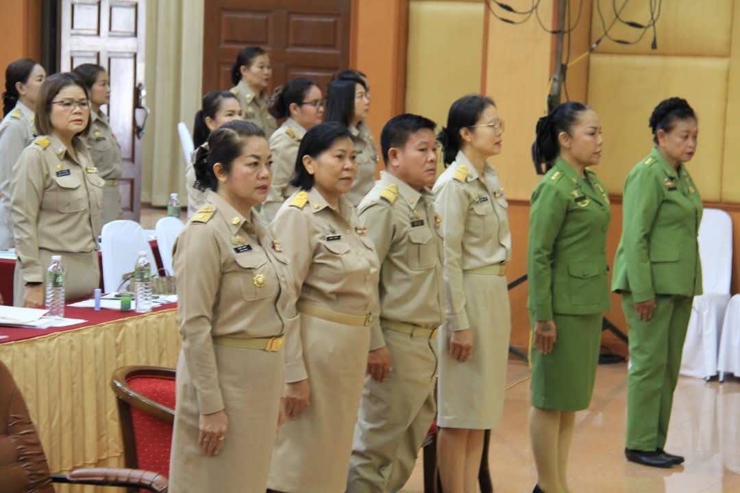 พช.มหาสารคาม : ร่วมพิธีเปิดโครงการขยายผลวิทยากรเพื่อทำหน้าที่ผู้ถ่ายทอดความรู้เกี่ยวกับประวัติศาสตร์ชาติไทยประจำท้องถิ่นระดับอำเภอ และระดับองค์กรปกครองส่วนท้องถิ่น (ครู ข)