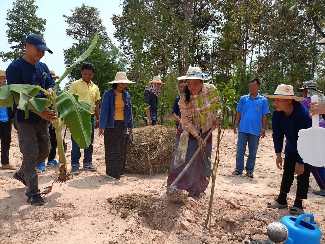 พช.มหาสารคาม : รับการตรวจราชการ ผู้ตรวจราชการกรมการพัฒนาชุมชน (นางอรุณรัตน์ ชิงชนะ) ลงพื้นที่ อำเภอยางสีสุราช จังหวัดมหาสารคาม ติดตามผลการปฏิบัติราชการตามนโยบายของรัฐบาล ภารกิจกระทรวงมหาดไทย และกรมการพัฒนาชุมชน ประจำเดือนมีนาคม 2568