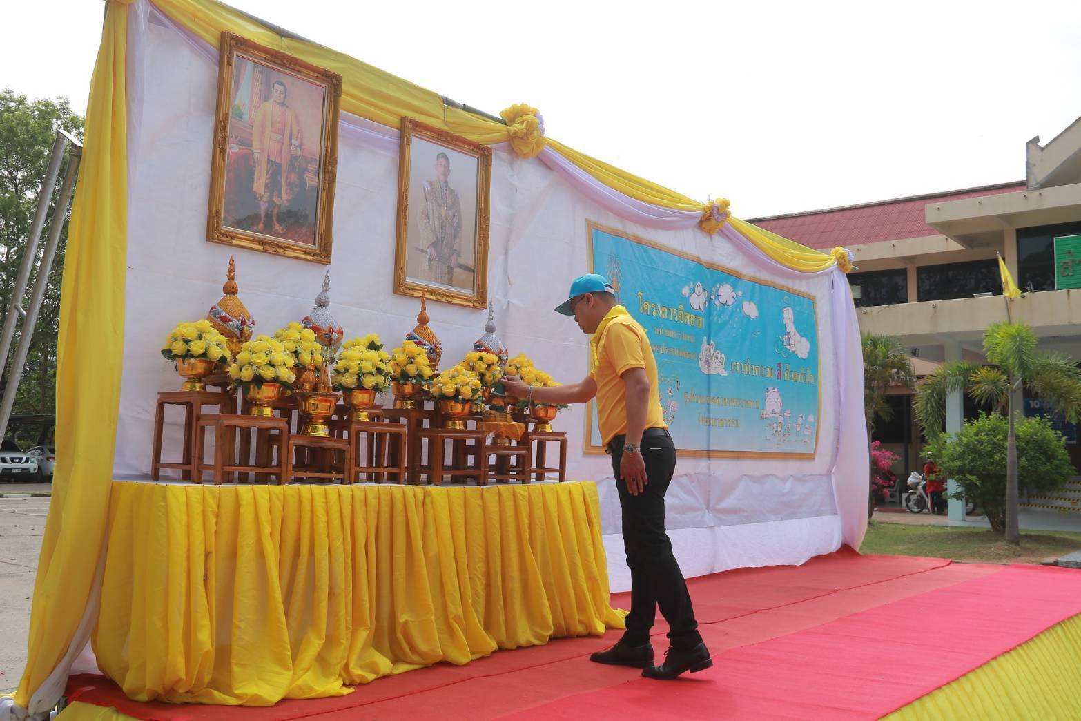 พช.มหาสารคาม : ร่วมกับ สำนักงานที่ดินจังหวัดมหาสารคาม จัดกิจกรรมจิตอาสาพัฒนาในโอกาสวันสำคัญของชาติไทย ประจำปี พ.ศ. 2568 เนื่องใน “วันที่ระลึกพระบาทสมเด็จพระนั่งเกล้าเจ้าอยู่หัว”