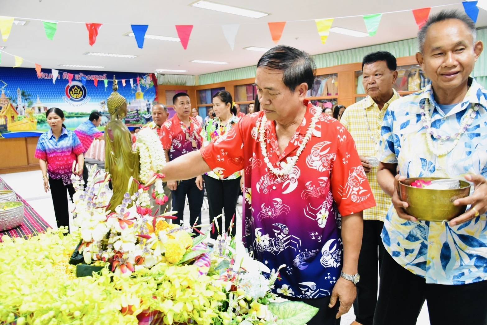 พช.มหาสารคาม : ร่วมสืบสานประเพณีที่ดีงามของไทย “ สืบสานสงกรานต์วิถีไทย ร่วมสานใจ ชาว พช.มค. ประจำปี 2568 ”