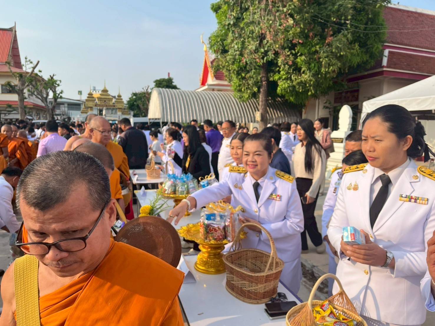 พช.มหาสารคาม : ร่วมพิธีทำบุญตักบาตรและพิธีเจริญพระพุทธมนต์ ถวายเป็นพระราชกุศลสมเด็จพระกนิษฐาธิราชเจ้า กรมสมเด็จพระเทพรัตนราชสุดาฯ สยามบรมราชกุมารี เนื่องในโอกาสวันคล้ายวันพระราชสมภพ 2 เมษายน 2568