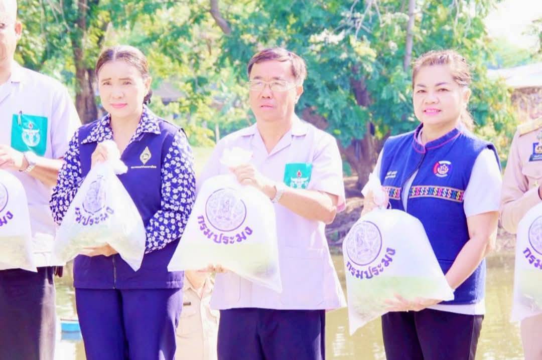 พช.มหาสารคาม ร่วมกิจกรรมโครงการปกป้องและเชิดชูสถาบันพระมหากษัตริย์ และหน่วยบำบัดทุกข์ บำรุงสุข สร้างรอยยิ้มให้ประชาชน (จังหวัดเคลื่อนที่) อำเภอพยัคฆภูมิพิสัย