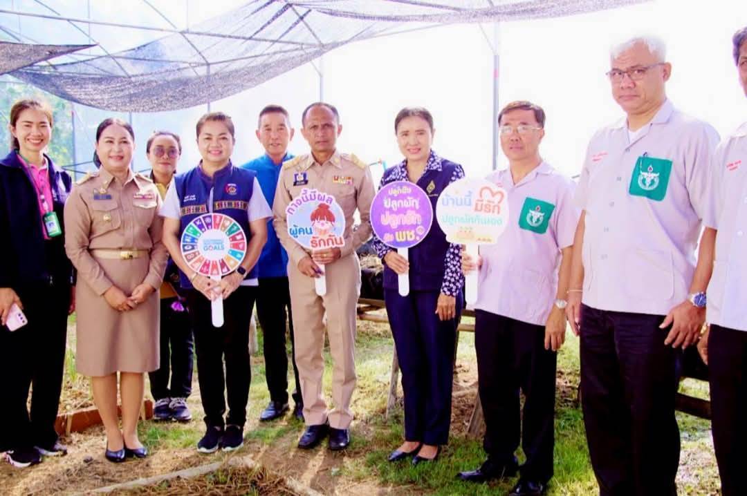 พช.มหาสารคาม ร่วมกิจกรรมโครงการปกป้องและเชิดชูสถาบันพระมหากษัตริย์ และหน่วยบำบัดทุกข์ บำรุงสุข สร้างรอยยิ้มให้ประชาชน (จังหวัดเคลื่อนที่) อำเภอพยัคฆภูมิพิสัย