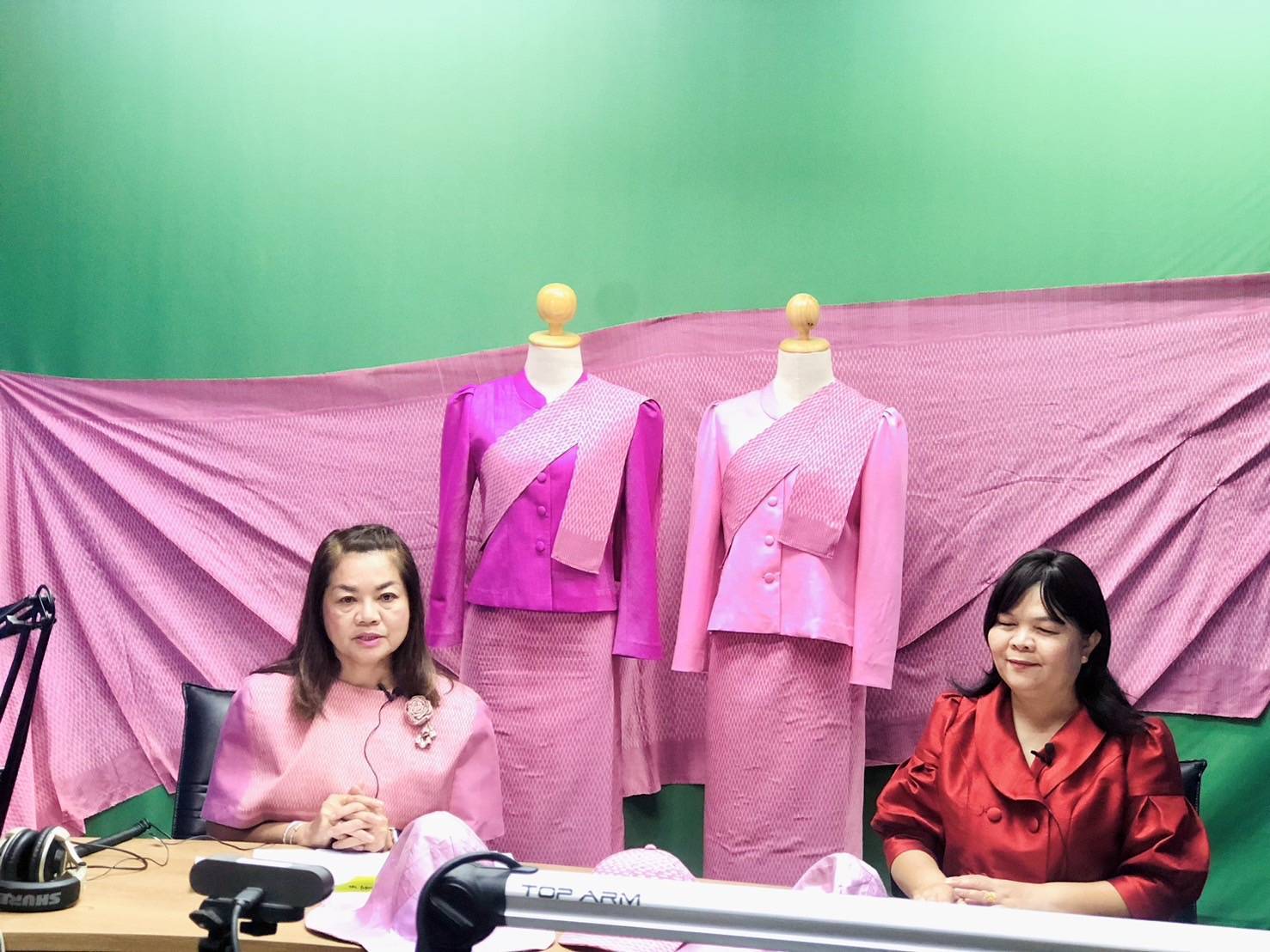 พช.มหาสารคาม : พัฒนาการจังหวัดมหาสารคาม บันทึกเทป “รายการ ผู้ว่าฯ มหาสารคาม พบประชาชน”